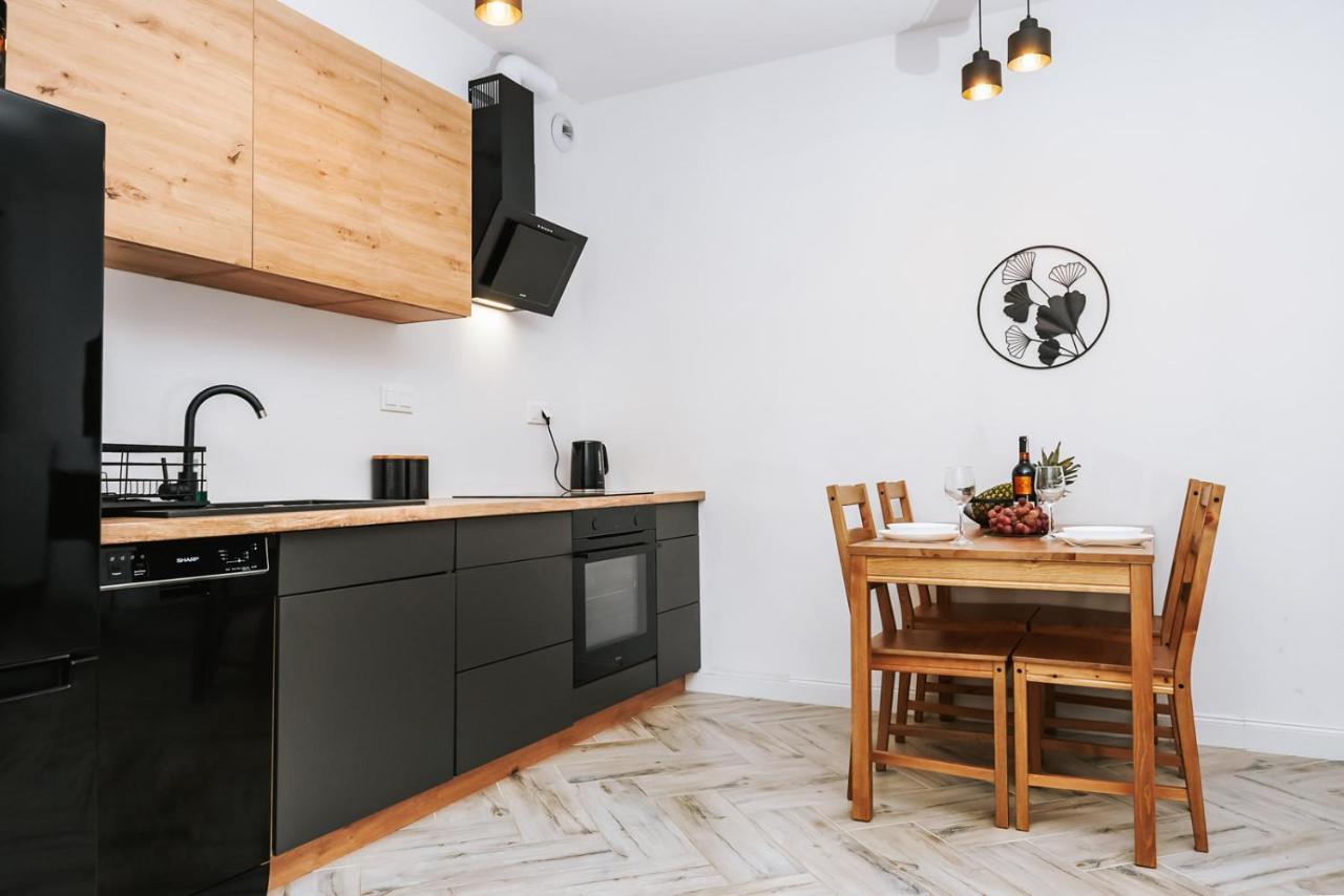 Mazurski Apartament Щитно Экстерьер фото