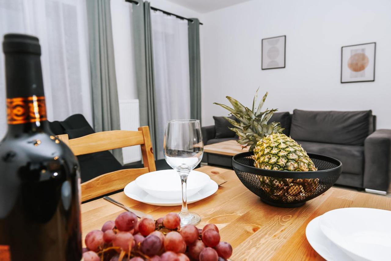 Mazurski Apartament Щитно Экстерьер фото